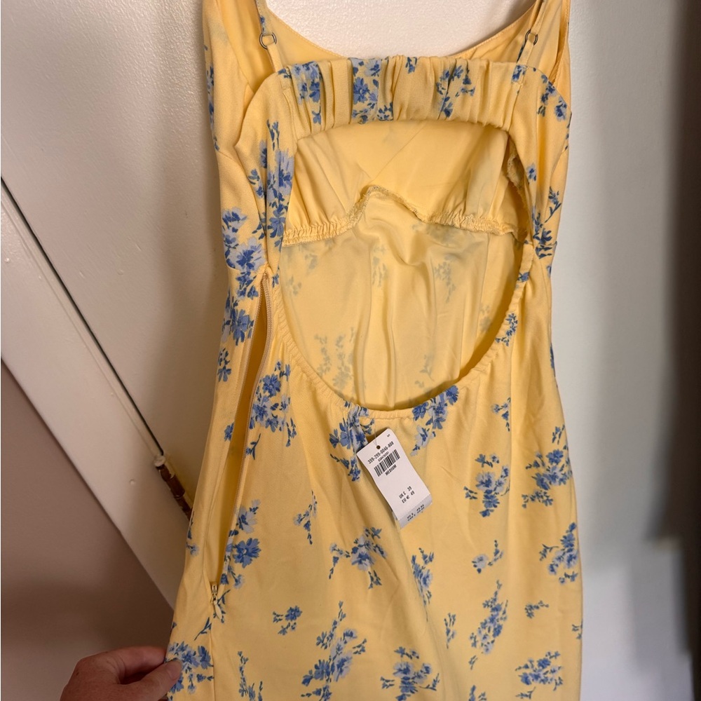 Hollister Yellow Floral Midi Dress with Blue Print - Picture 6 of 6